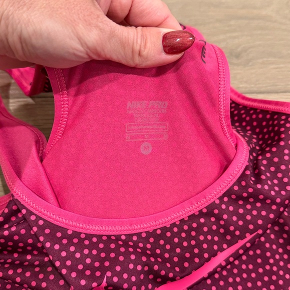 NIKE PRO Pink Purple Dri-Fit Polkadot Active Workout Training Tank Top Size M - Picture 3 of 9
